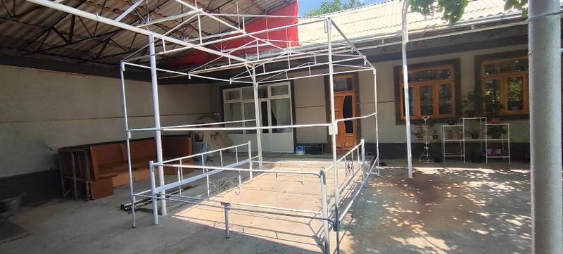 Темир кровать размери 380×310метр. Ферма каркас домик шаклида размери Темир кровать размери 380×310метр. Ферма каркас домик шаклида размери