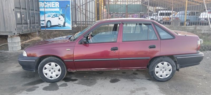 Daewoo Nexia sotiladi Daewoo Nexia sotiladi