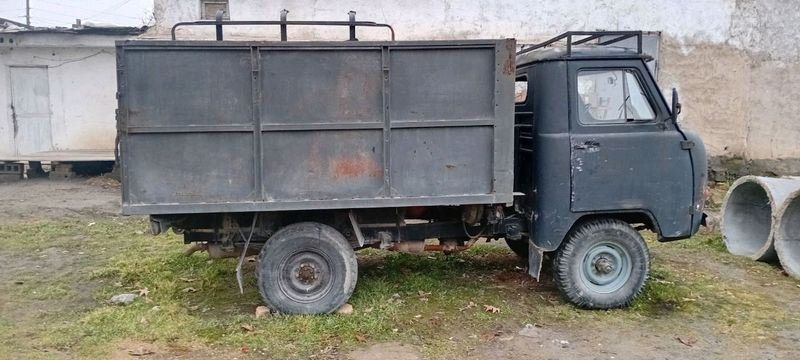 увазик сотилади срочна