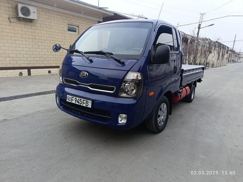 Kia bongo 2015 yil