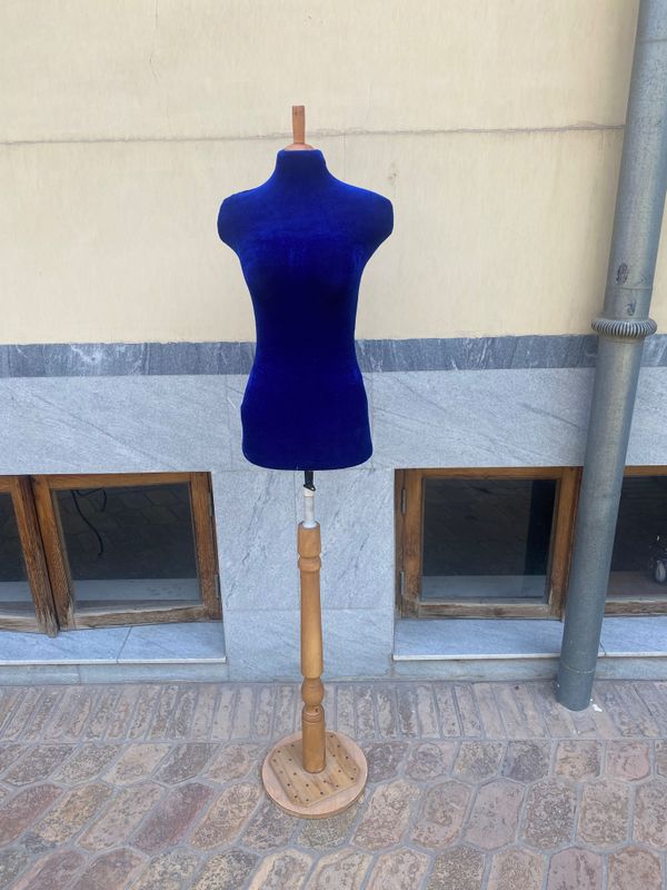 Продам манекены 17 шт