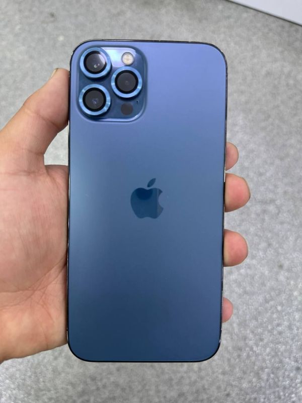 Iphone 12 pro max blue Iphone 12 pro max blue