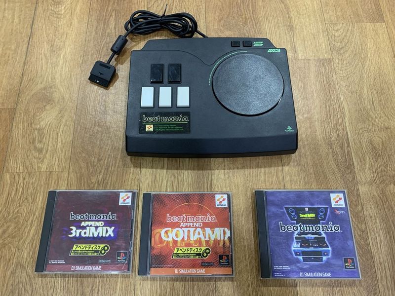 Beatmania PS1 controller с играми Beatmania PS1 controller с играми