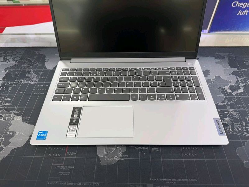 Lenovo Ideapad Slim 1