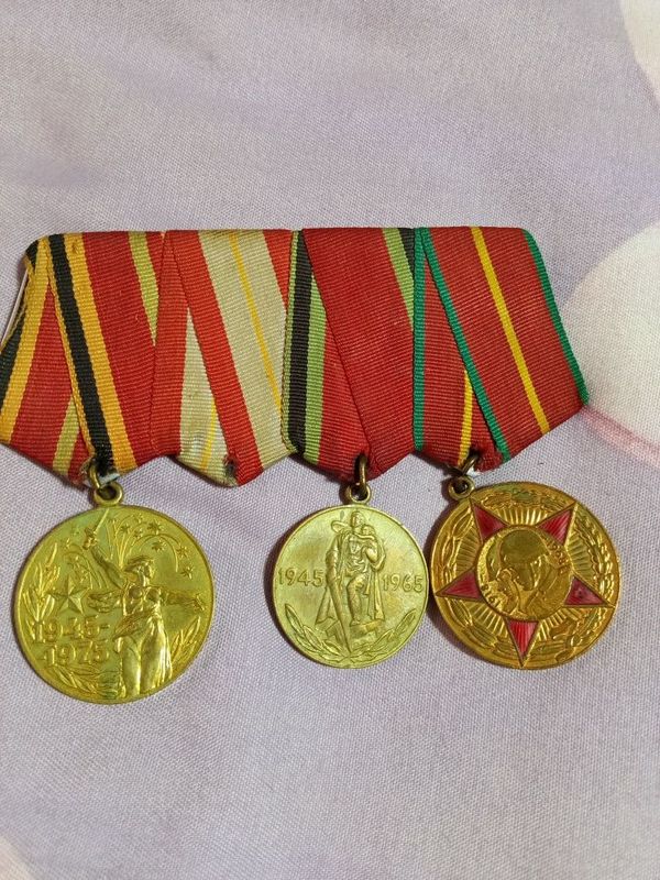 Medallar sotiladi dokumentlari xam bor Medallar sotiladi dokumentlari xam bor