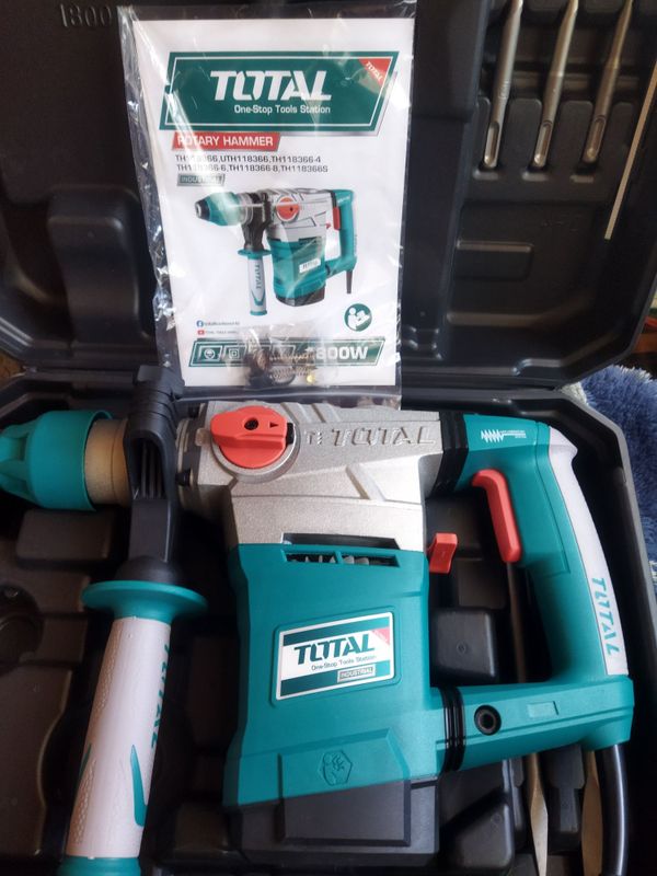 Перфоратор total 1800w Перфоратор total 1800w