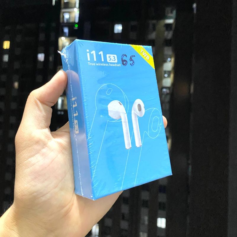 AirPods 2:2 iPhone 11 va Android smartfonlari uchun simsiz naushniklar AirPods 2:2 iPhone 11 va Android smartfonlari uchun simsiz naushniklar