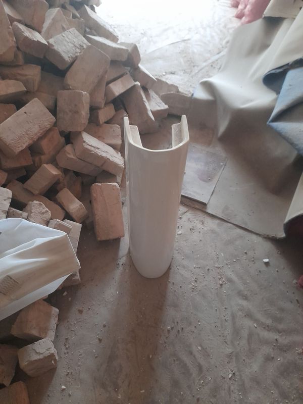 Rakvina rabochi ozroq iwlatilgan Rakvina rabochi ozroq iwlatilgan