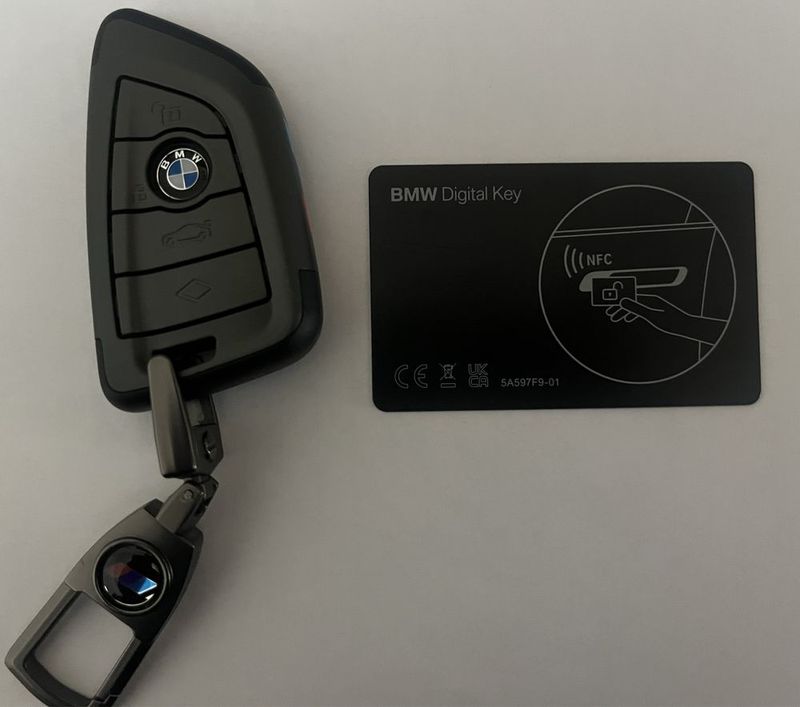 BMW i3 eDrive 40L . Restiling решетка 2024.. В наличии.