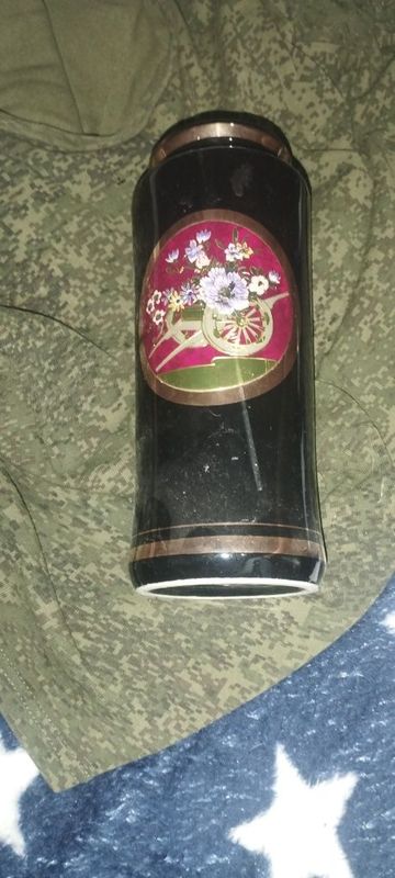 Продам декоративную Вазу. Продам декоративную Вазу.