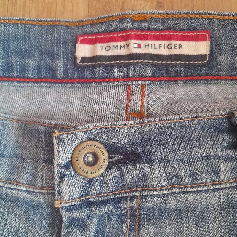 Джинсы Tommy Hilfiger Tapered Jeans / W36 L30 Джинсы Tommy Hilfiger Tapered Jeans / W36 L30