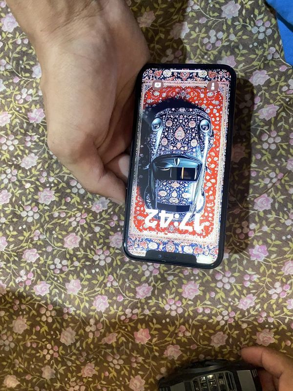 Iphone xs sotiladi Iphone xs sotiladi
