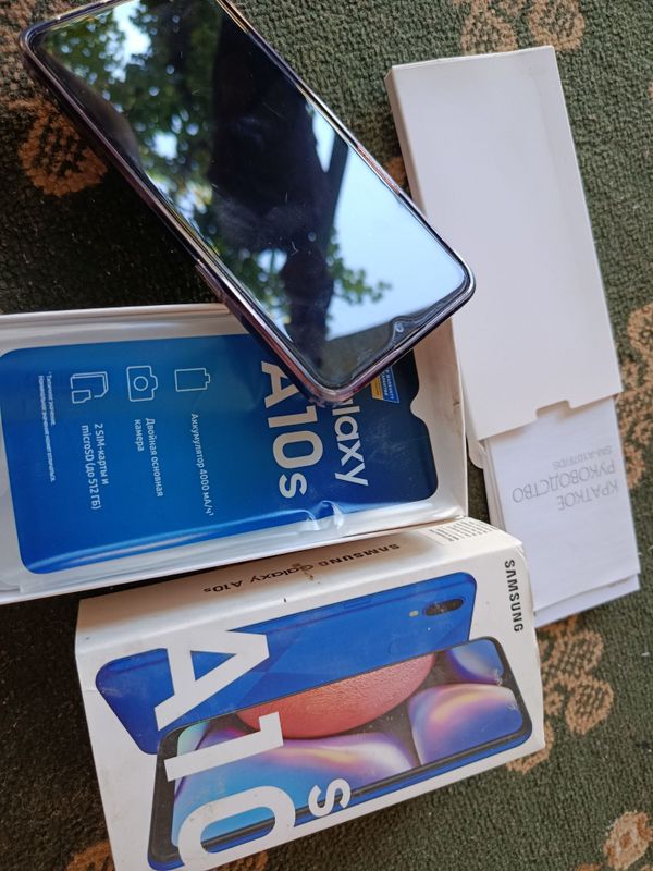Samsung A10s sotiladi Samsung A10s sotiladi