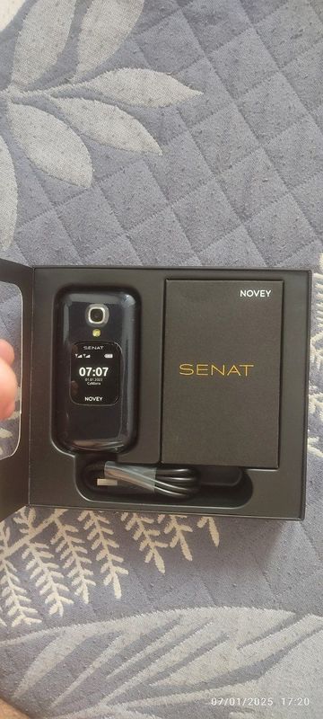 Novey Senat Yangi