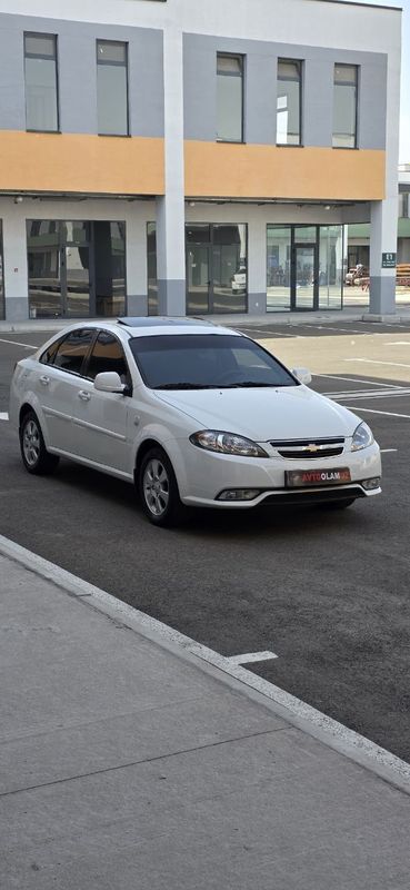 Джентра автомат коробка в отличном состоянии. Джентра автомат коробка в отличном состоянии.