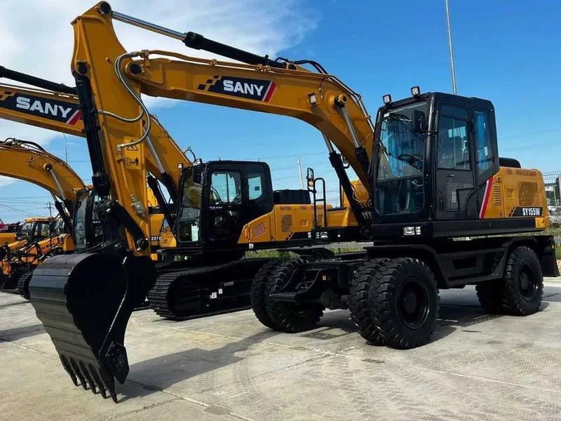 ЭСКАВАТОР колесный SANY 155 ЭСКАВАТОР колесный SANY 155