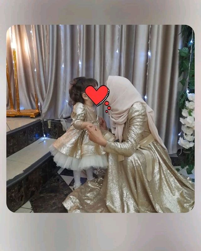 1martta kiylgan yana kelwiladi kiyim 1martta kiylgan yana kelwiladi kiyim