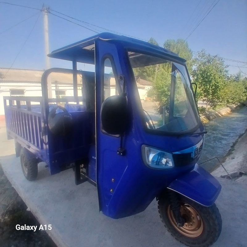 Lochin moto 300 kub Lochin moto 300 kub