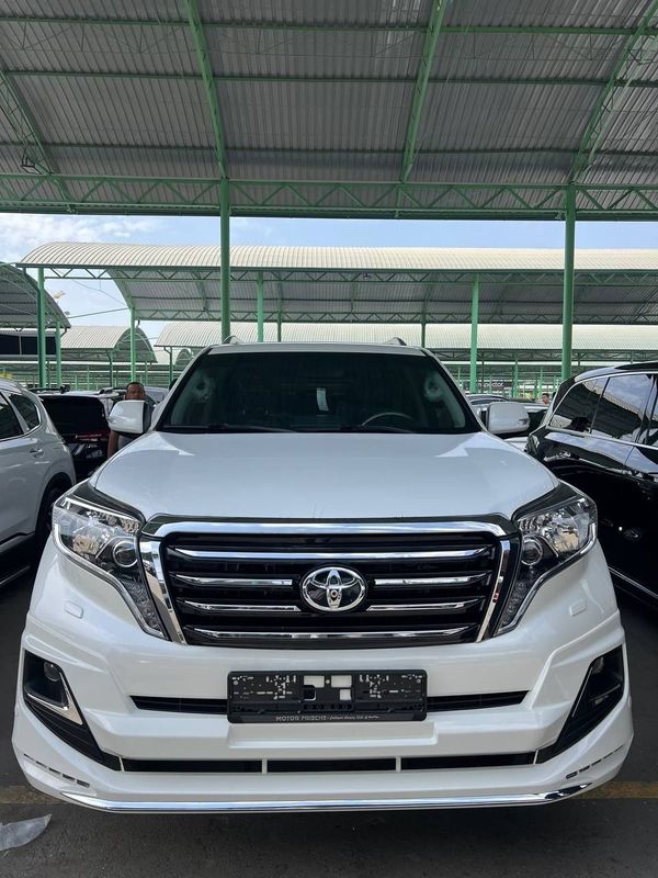 Toyota Land Cruiser 150 2.7