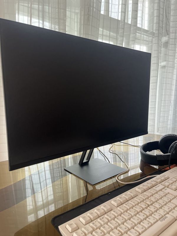Monitor Redmi 27 dyum 100hz sotiladi Monitor Redmi 27 dyum 100hz sotiladi