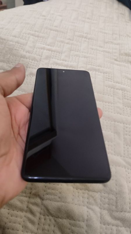 Samsung A71 sotiladi xolati yaxshi Samsung A71 sotiladi xolati yaxshi