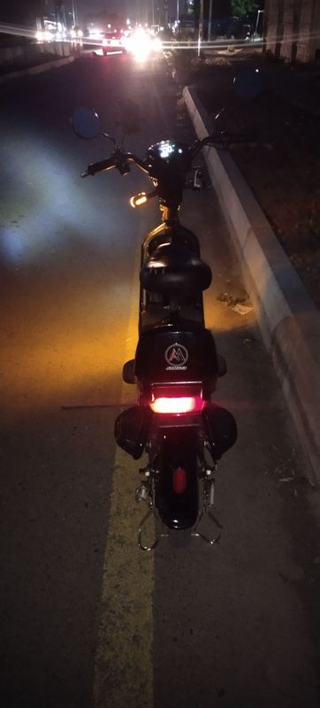 Armada motors skuter