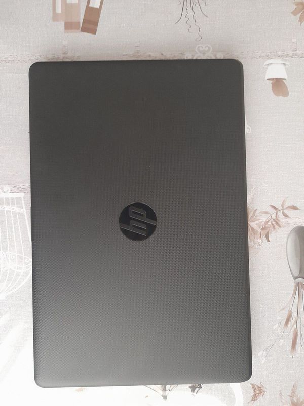 Hp NOUTBOOK 1tb sotiladi Hp NOUTBOOK 1tb sotiladi