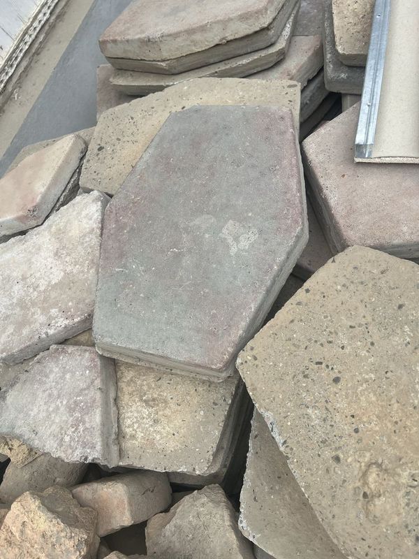 Плитка эски нархини келиштириб бераман 200кв чикса керак Плитка эски нархини келиштириб бераман 200кв чикса керак