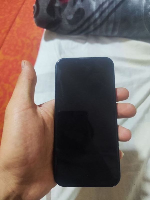 Iphone 13 sotiladi 256 pamit Iphone 13 sotiladi 256 pamit