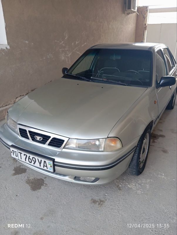 Moshina zur metani bor Moshina zur metani bor