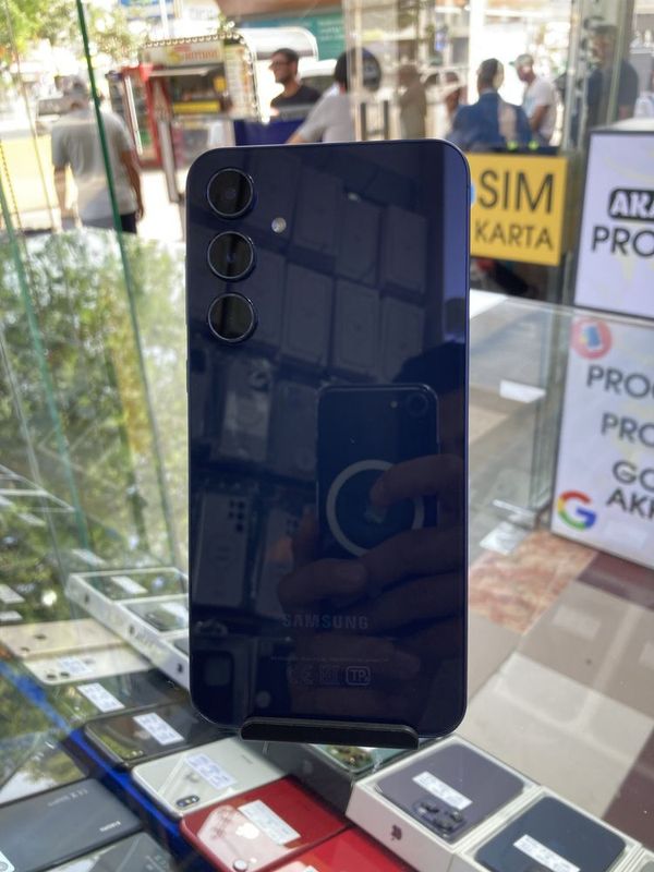Samsung a55 8ga/256gb Samsung a55 8ga/256gb