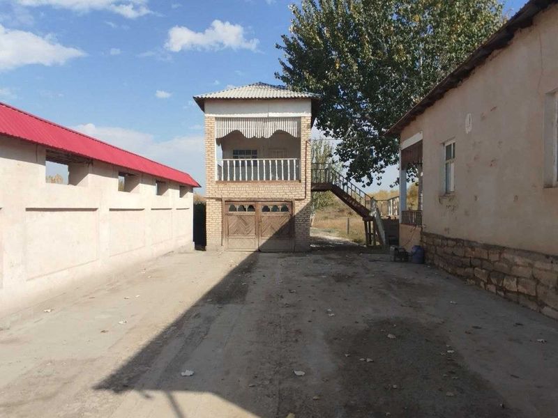 Qongirot tumanida noturar bino bolib tolash sharti bilan sotiladi Qongirot tumanida noturar bino bolib tolash sharti bilan sotiladi