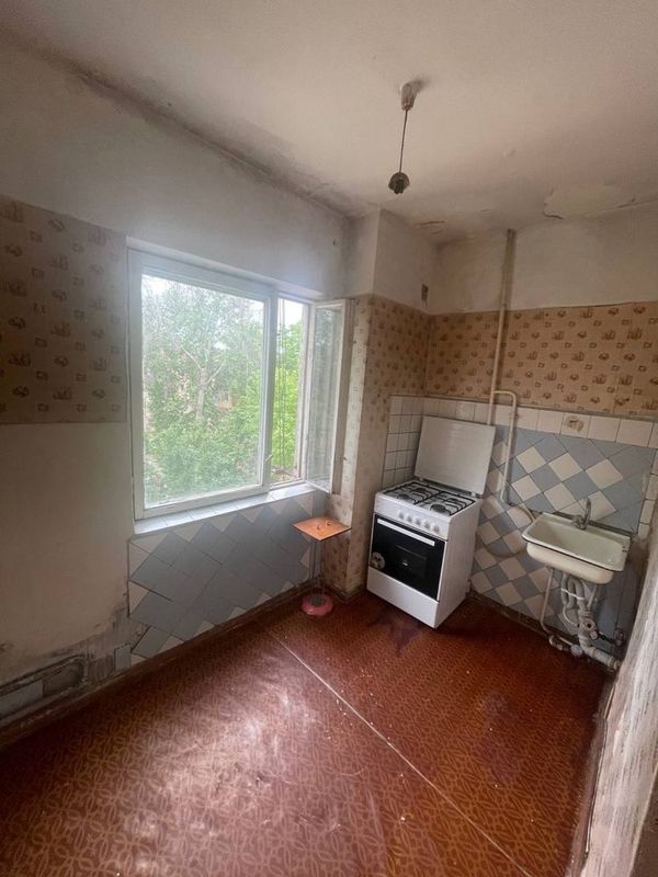Сергели 4-1/5/5 оилага ёки қизлага берилади Сергели 4-1/5/5 оилага ёки қизлага берилади