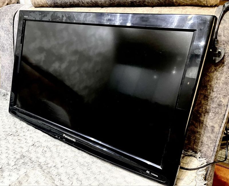 Телевизор Televizor Panasonic 32