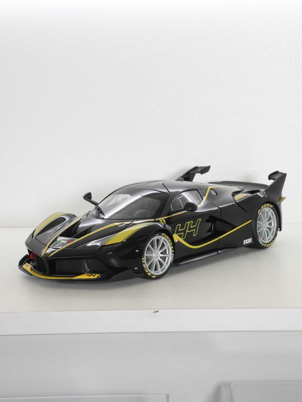 Ferrari FXXK 1:18 люксовая 3D-модель ferrari 3d model