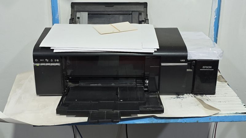 Эпсон L805 принтер Эпсон L805 принтер