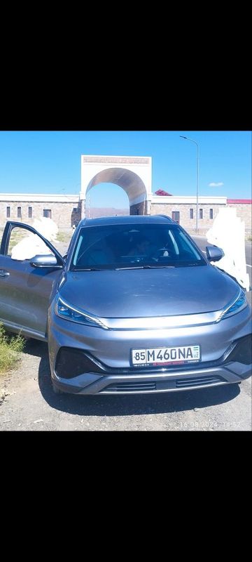 Byd yuan plus 2023 yil. 2024 aprel oyida olingan.
