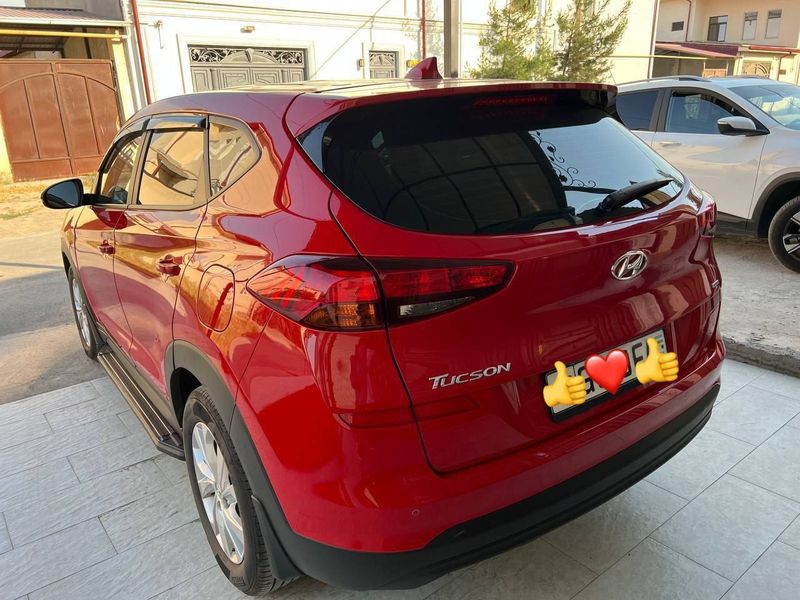 Hyundai Tucson sotiladi arzon narxda2020yil Hyundai Tucson sotiladi arzon narxda2020yil