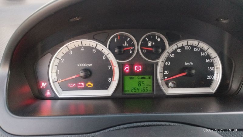 Neksiya 3, oq, mexanika, gazi bor, 6200ga Neksiya 3, oq, mexanika, gazi bor, 6200ga