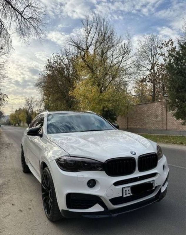 BMW X6 очень хорошего состояния BMW X6 очень хорошего состояния