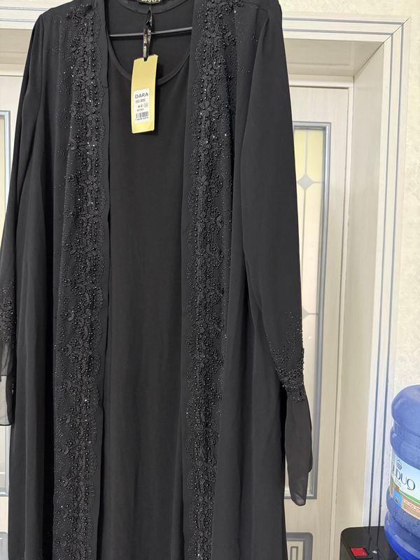Ikki qavatli Abaya, Turetskiy. 44-50 Narxi 120$ Ikki qavatli Abaya, Turetskiy. 44-50 Narxi 120$
