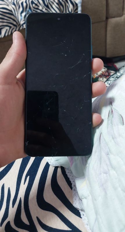Poco m4 pro 5g kam ishlagan