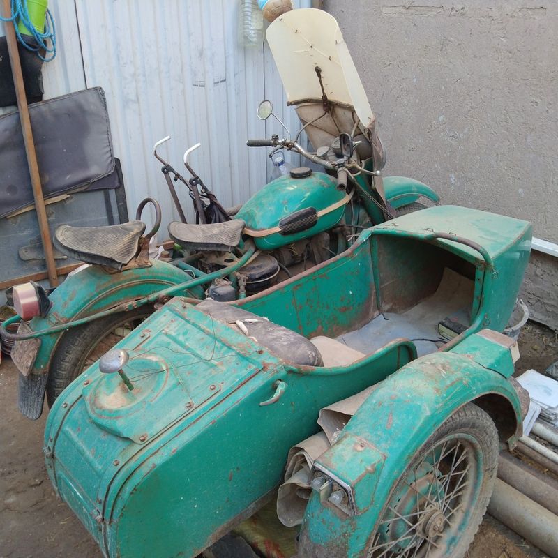 Urol mototsikl sotiladi Urol mototsikl sotiladi