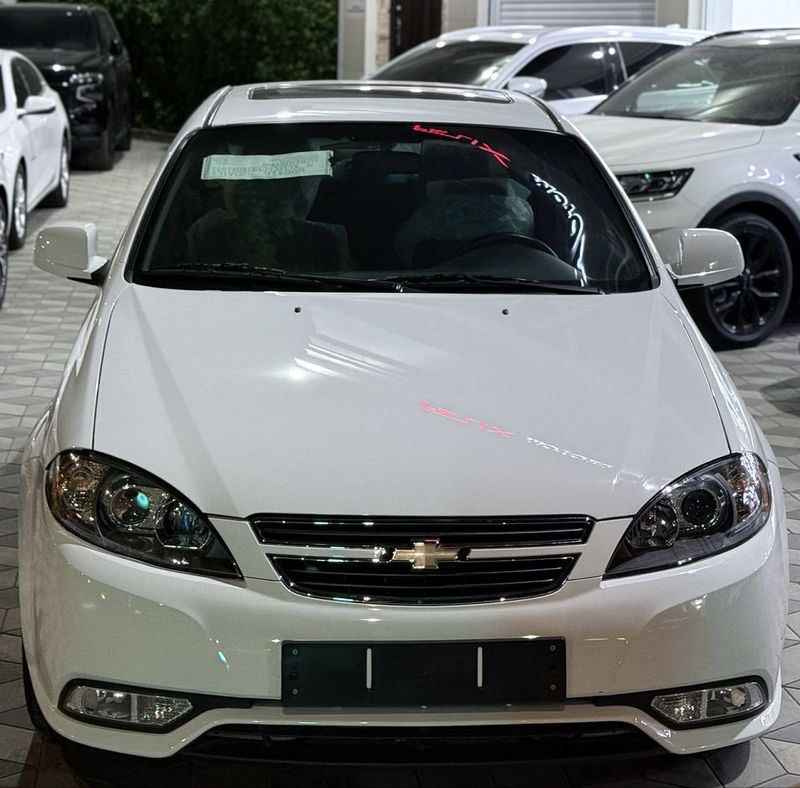Jentira 2023 yil full polni navarot 13.000 km kraska toza Jentira 2023 yil full polni navarot 13.000 km kraska toza