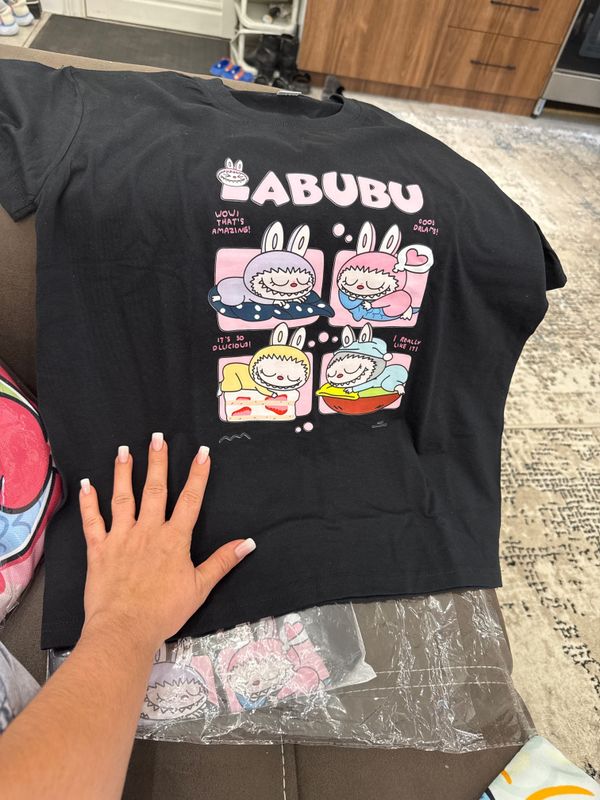 Labubu брелки , футболки , шоперы Labubu брелки , футболки , шоперы