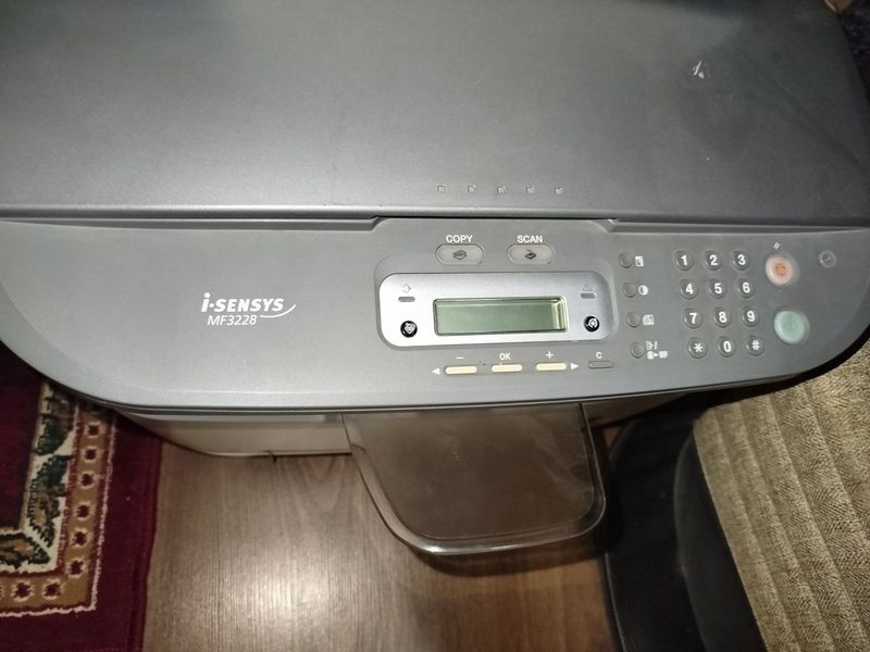 Printer sotiladi Printer sotiladi