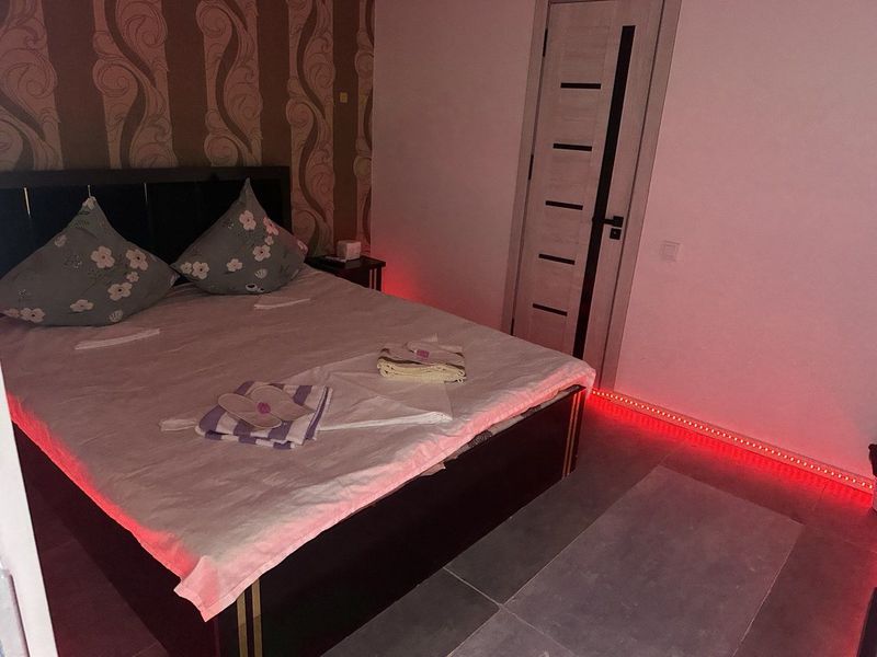 HOTEL "ORYOL " Passport Bilan Qabul Qilamiz BEZ ZAKS HOTEL "ORYOL " Passport Bilan Qabul Qilamiz BEZ ZAKS