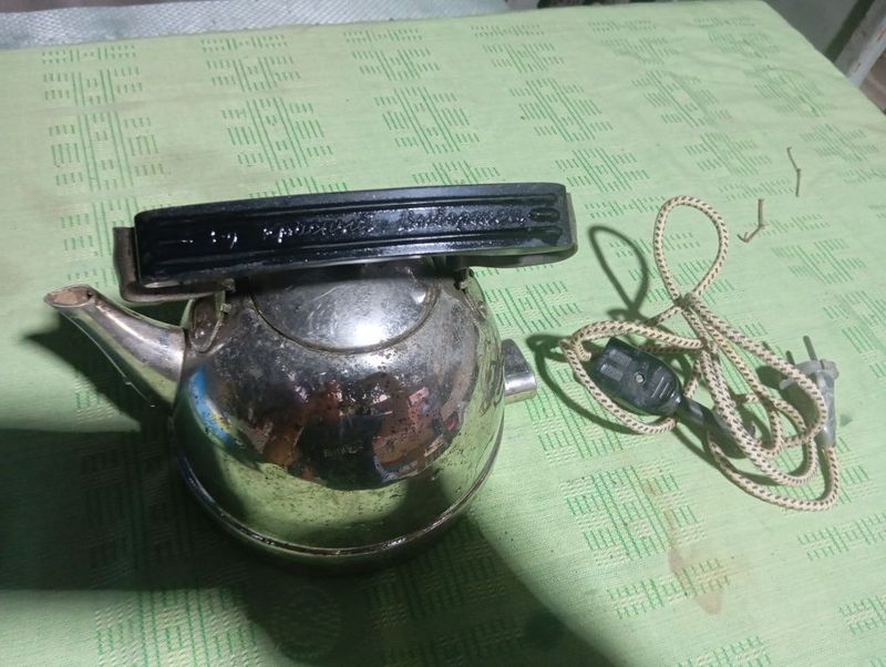 Советский электро чайник продам не дорого