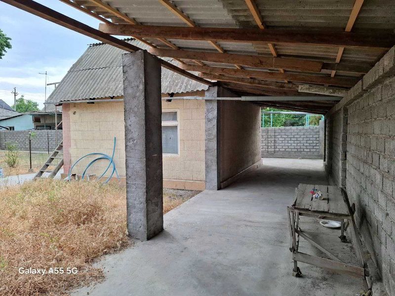 Dacha sotiladi Yangiyolda Dacha sotiladi Yangiyolda