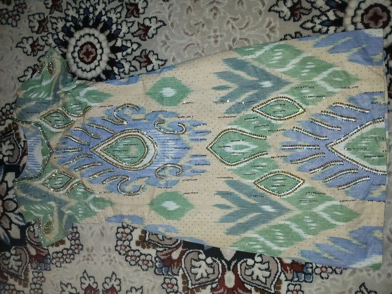 judayam zo‘r kiyimlar kiyilmgan judayam zo‘r kiyimlar kiyilmgan